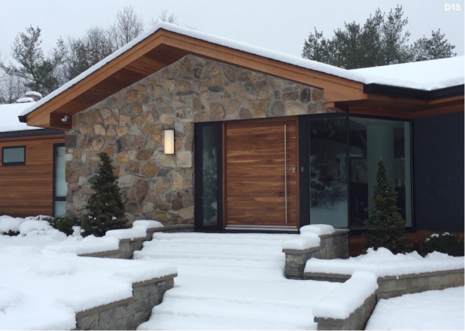 Horizontal Grain Flat Pivot Door in Walnut Hardwood