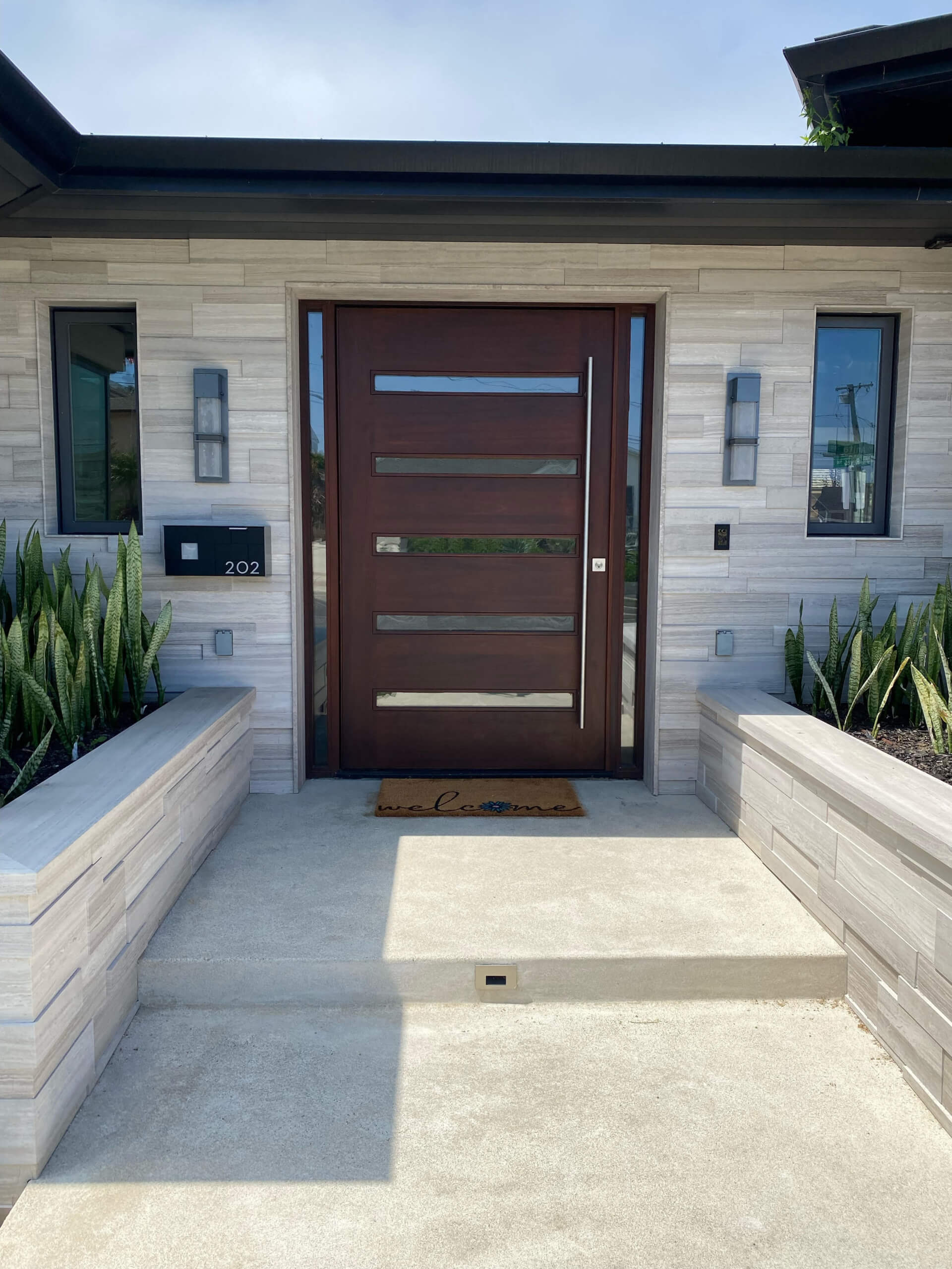 The Lassen <br><div class="contractor-series">Contractor Series</div> - Image 2