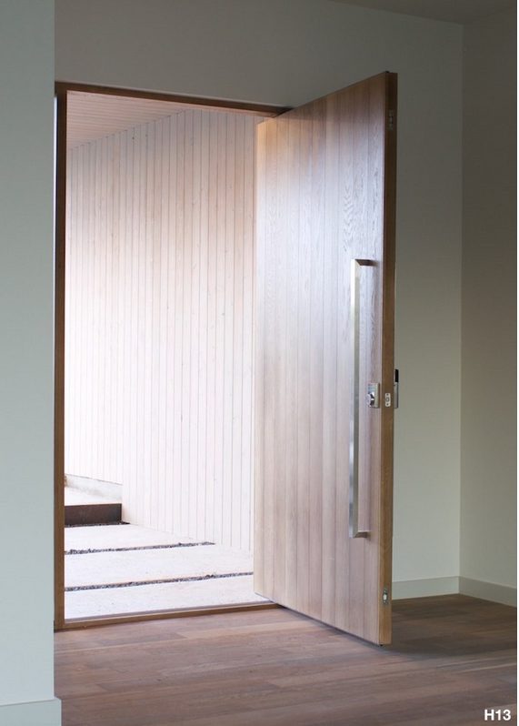 Pola in White Oak with 4ft Square Pull Bar, Roller Latches and Electronic Deadbolt