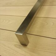 Square Handle 7910