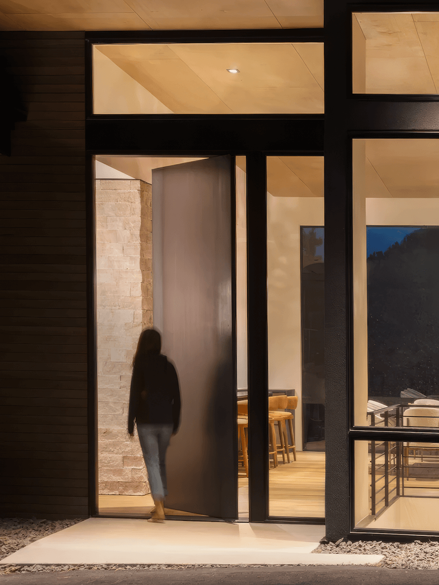 Apply Your <br>Own Face - Image 2